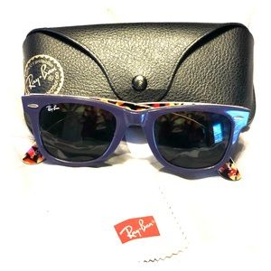 Rayban Wayfarer Sunglasses ☀️
